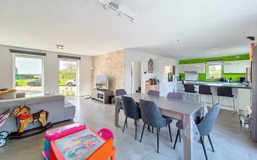 Maison à vendre  3 chambres