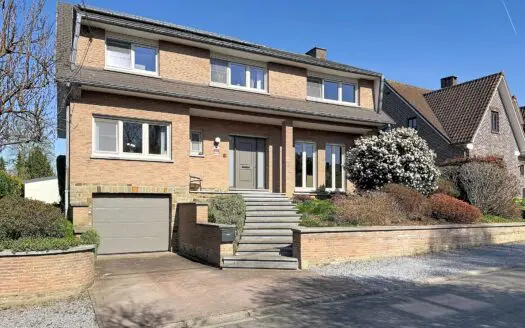 Maison à vendre  5 chambres